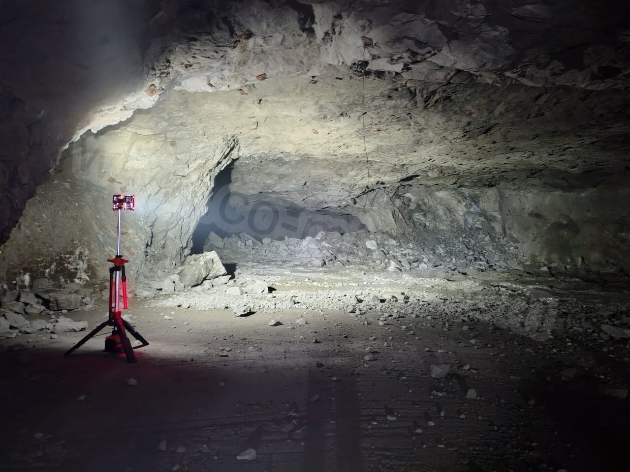 TL-300 Lights the Way in Underground Mining
